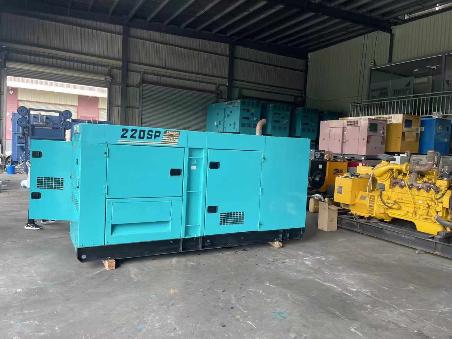 西山800kW 柴油发电机的输出电流波动范围是多少?